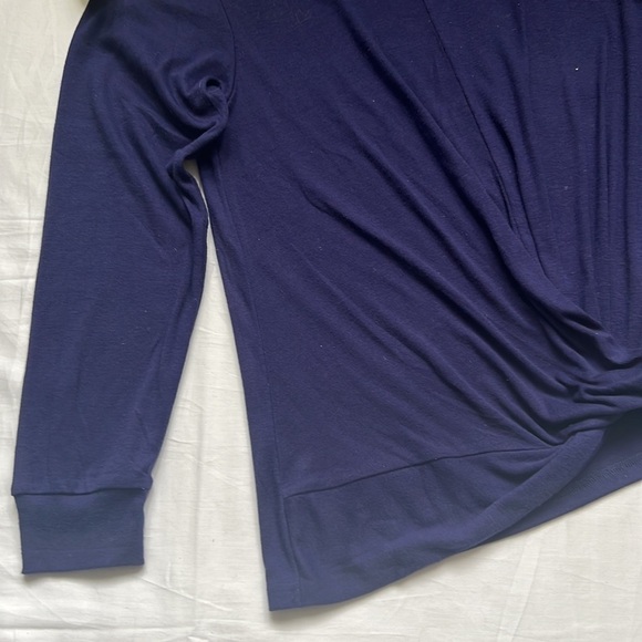 ⭐️nwt YSYOKOW Long Sleeve Casual Crew Neck Loose Fit Front Twist Knot Blouse⭐️ - Picture 7 of 10